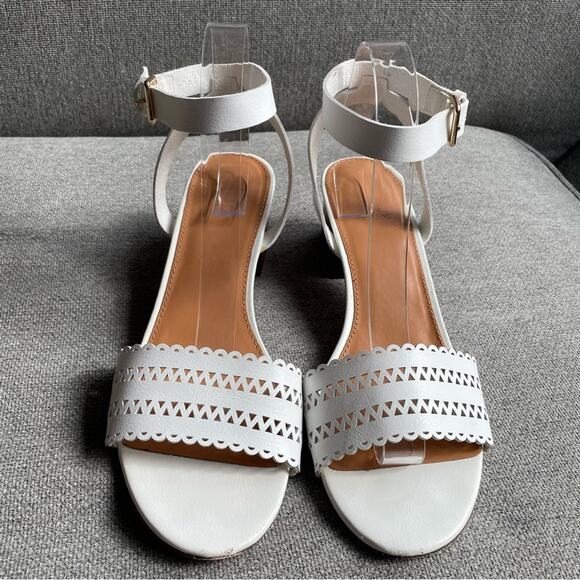 J. CREW Block Heel Sandals Cut-Outs White Slingback block sandals Women's 10 - Picture 2 of 12